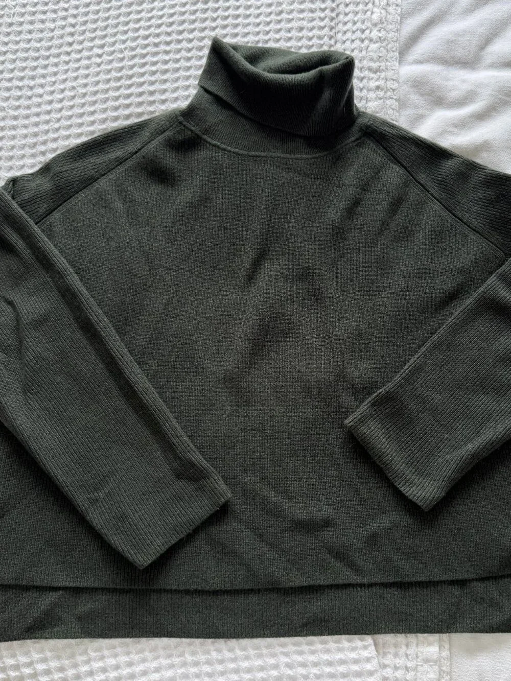 MM LaFleur Arbus Cashmere Turtleneck Sweater - Picture 5 of 8